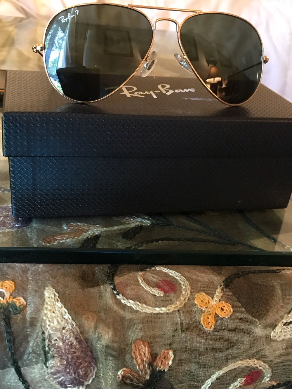 Ray-Ban Gold Frame Sunglasses with Dark Green Lenses
